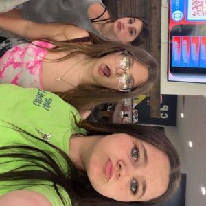 Meet your Posher, Maci